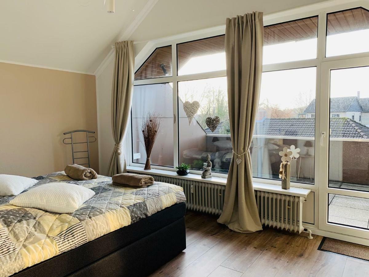 Luxuriose Ferienwohnung Fur 2-4 In Bad Zwischenahn Exterior photo
